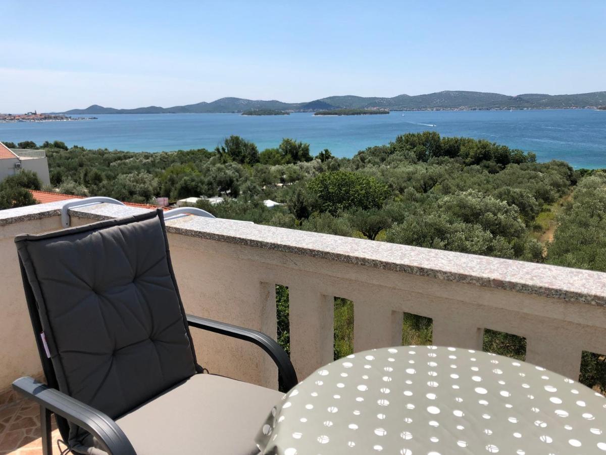 Apartment Delfini *