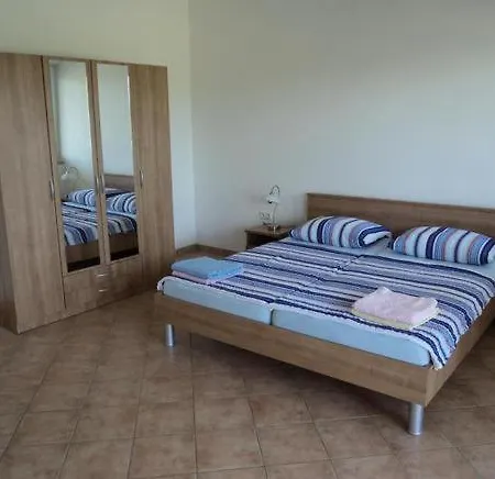 Apartments Delfini Sveti Filip i Jakov Esterno foto