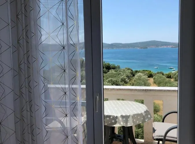 Apartments Delfini